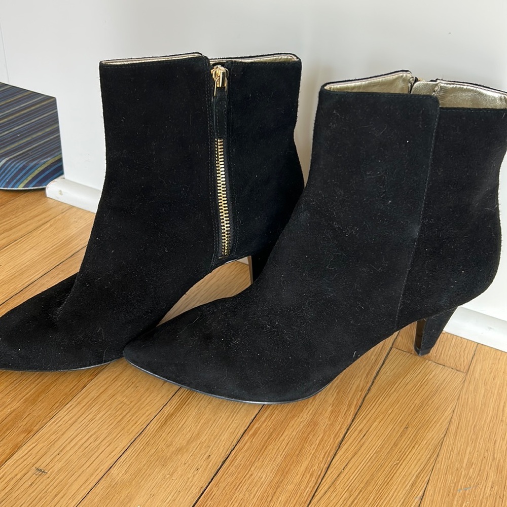 Nine West Black suede Ankle Boots with gold zipper detail. 2 1/2 inch heel